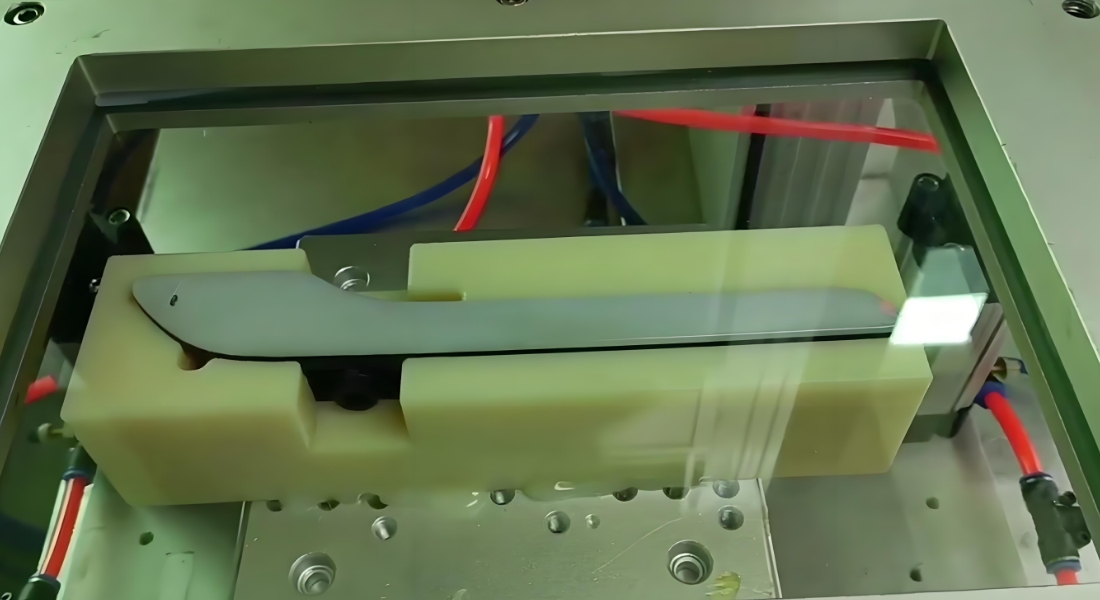 塑料激光焊接机:热塑性材料和改性工程塑料无损焊接